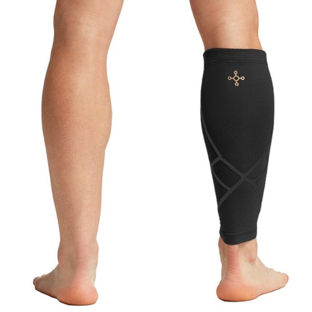 A Pair of Tommie Copper Performance Calf Sleeves Safety Pink Size M  New